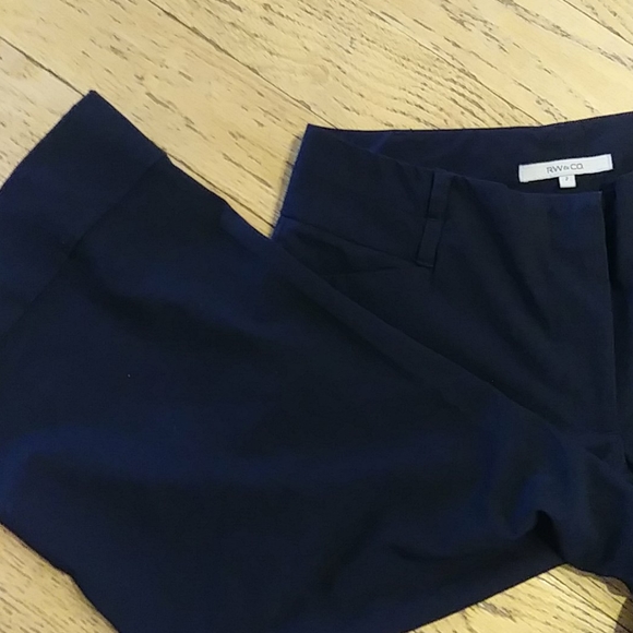 Cropped pant - Picture 2 of 2